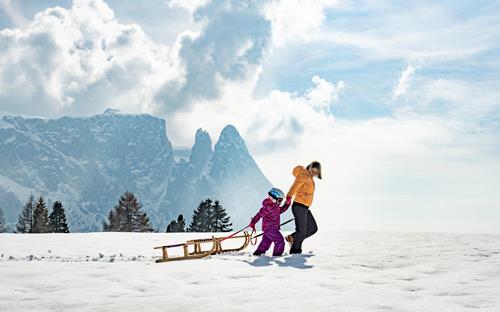 Andare con la slitta sull'Alpe di Siusi