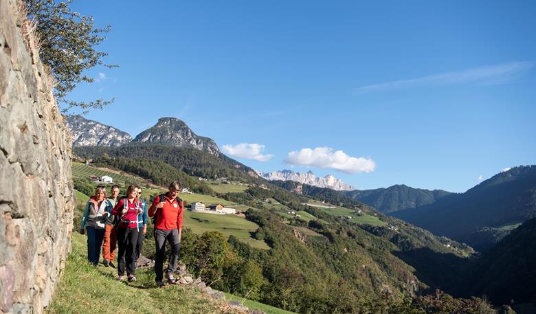 Aica di Fiè Farm Trail in Fiè allo Sciliar