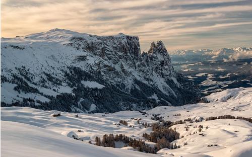 Alpe di Siusi con vista sullo massiccio dello Sciliar