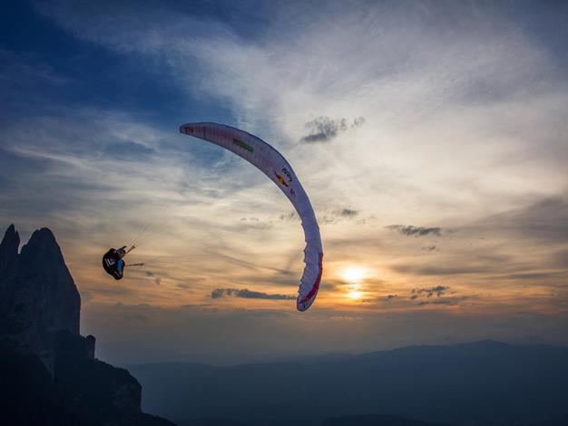 Paragliding