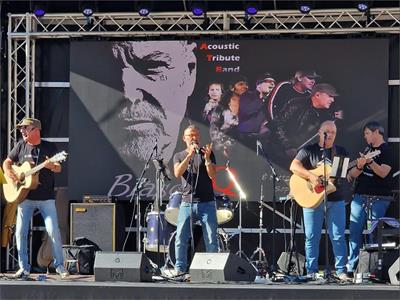 Schloss Prösels: Konzert Blasco Q Acoustic Tribute Band