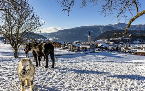 Castelrotto in inverno