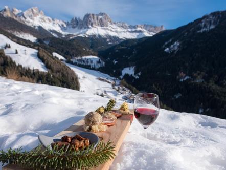 berglertafel-im-winter-zugeschnitten